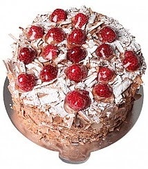 Yumuşak Kek Dokulu 6–9 Kişilik Çikolatalı Frambuazlı Yaş Pasta